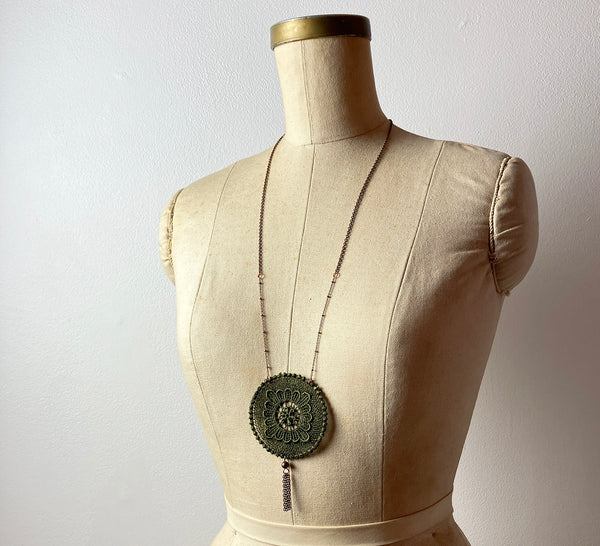 cosima olive lace tassel necklace